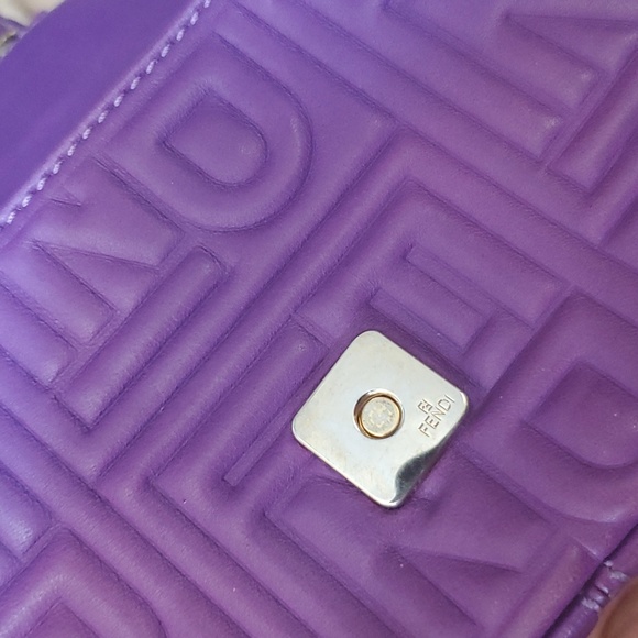 Fendi 2008 Leather Baguette Logo Embossed Mini - Picture 8 of 12